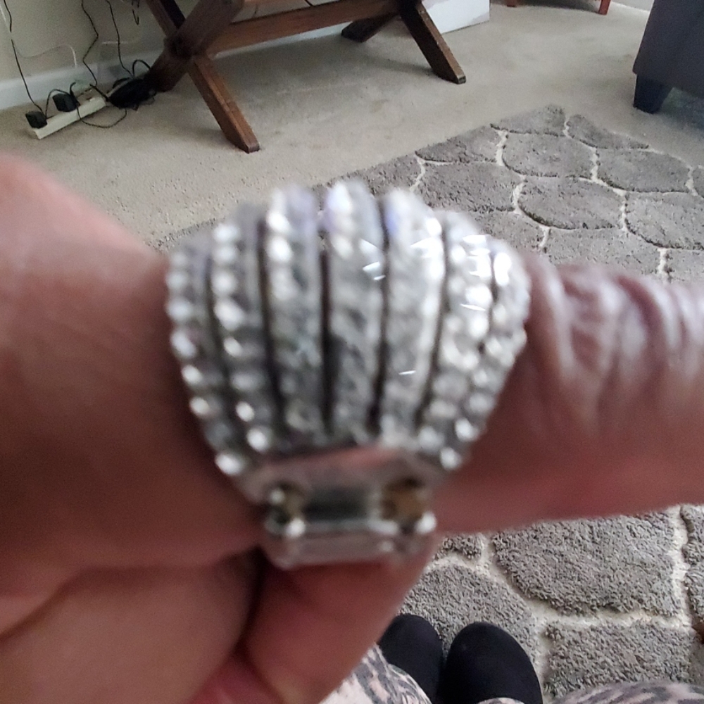 Ring - Picture 2 of 3